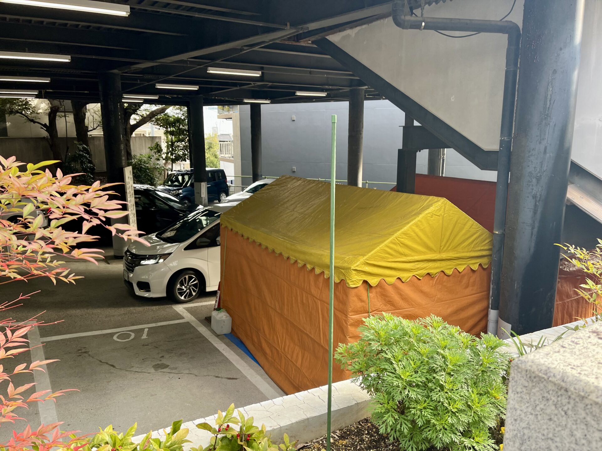 伊勢山皇大神宮屋台のところ